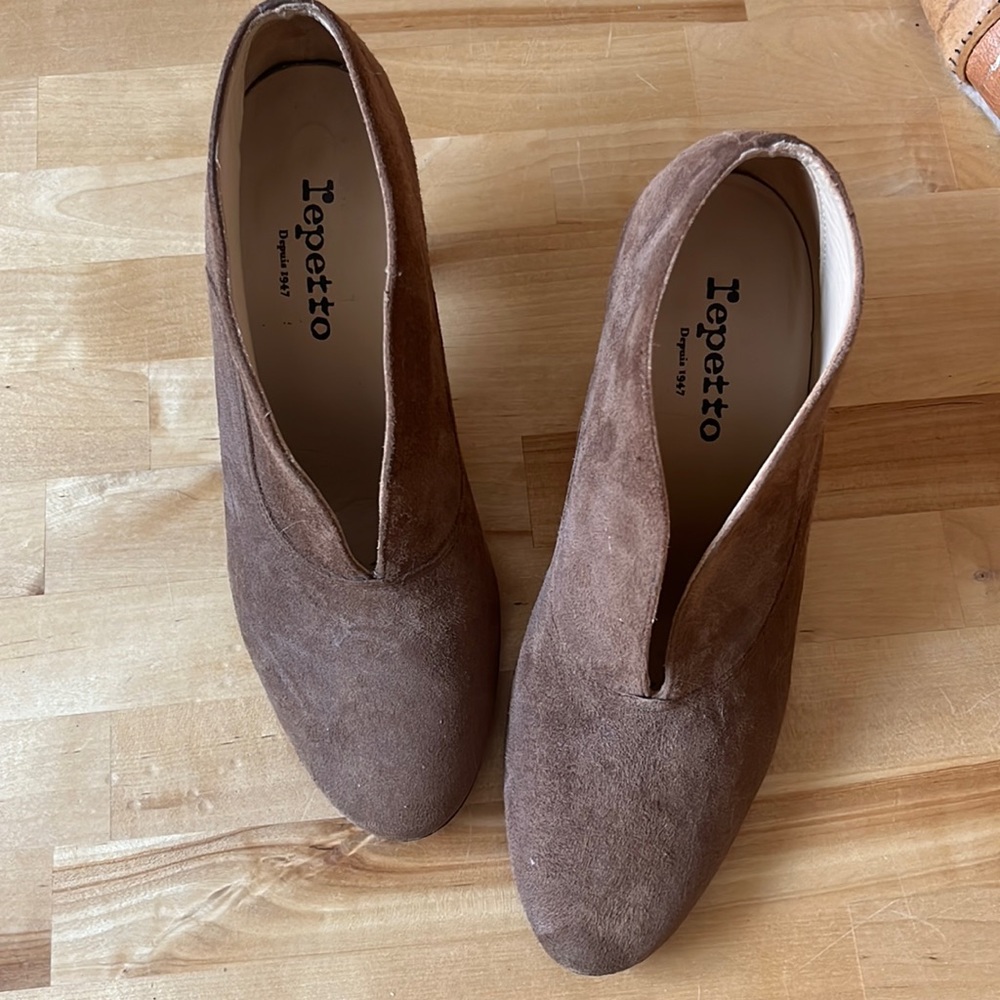 Repetto Suede Booties 37 runs small—More like a 36